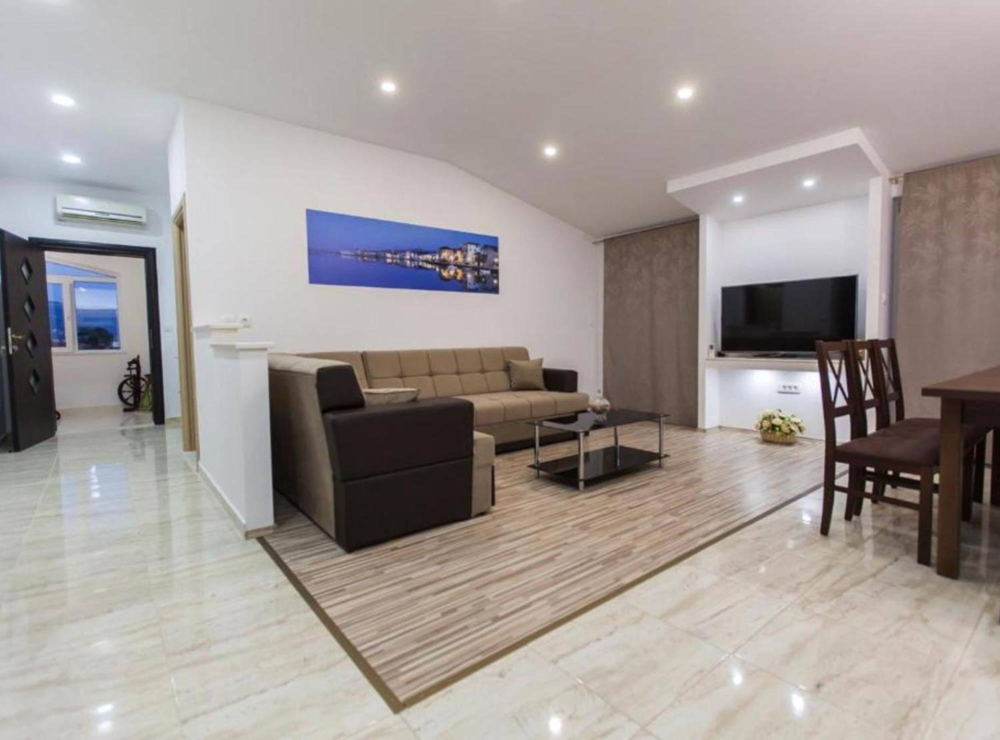 Apartment Dalmatia Kaštela Esterno foto