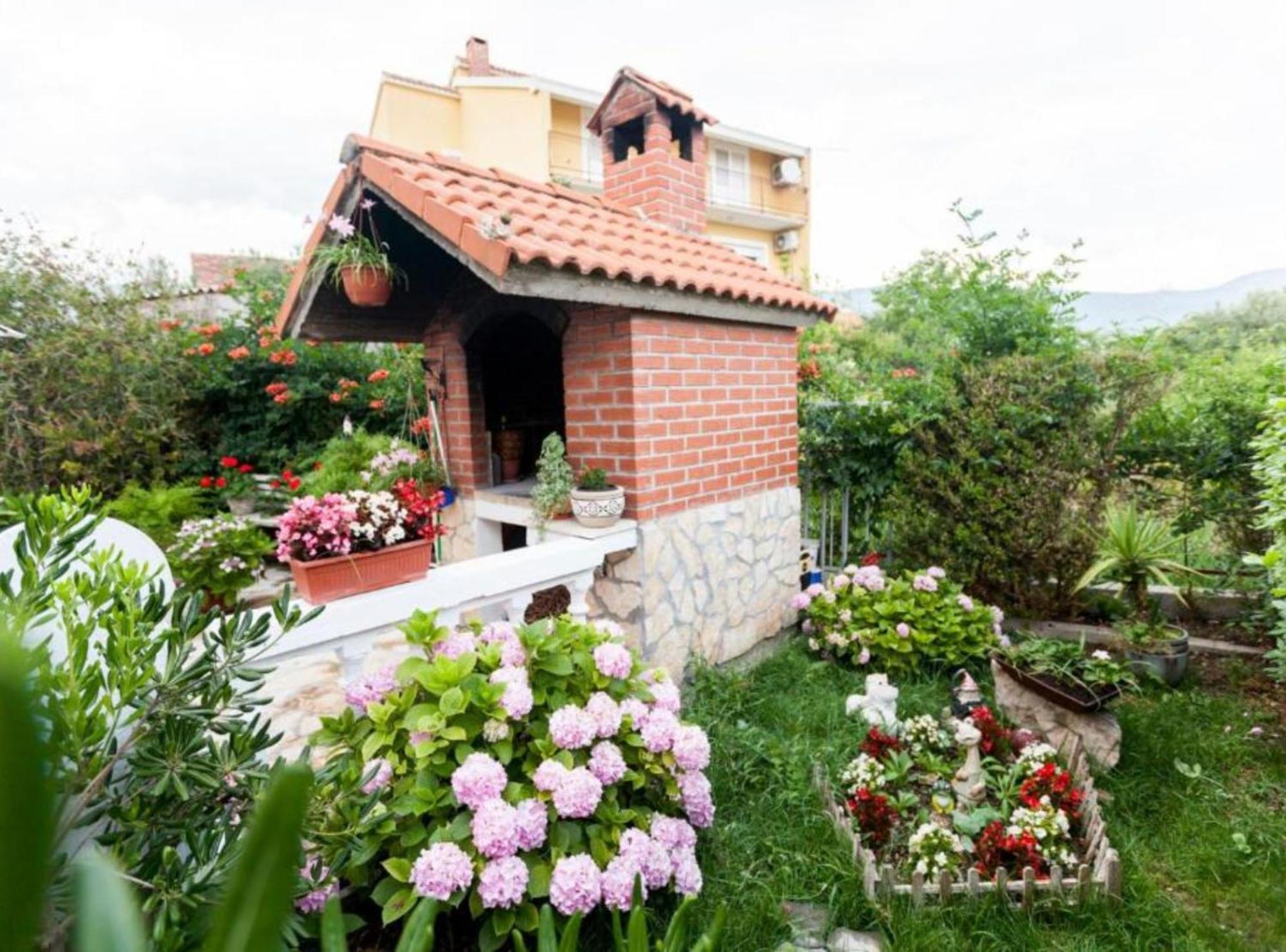 Apartment Dalmatia Kaštela Esterno foto
