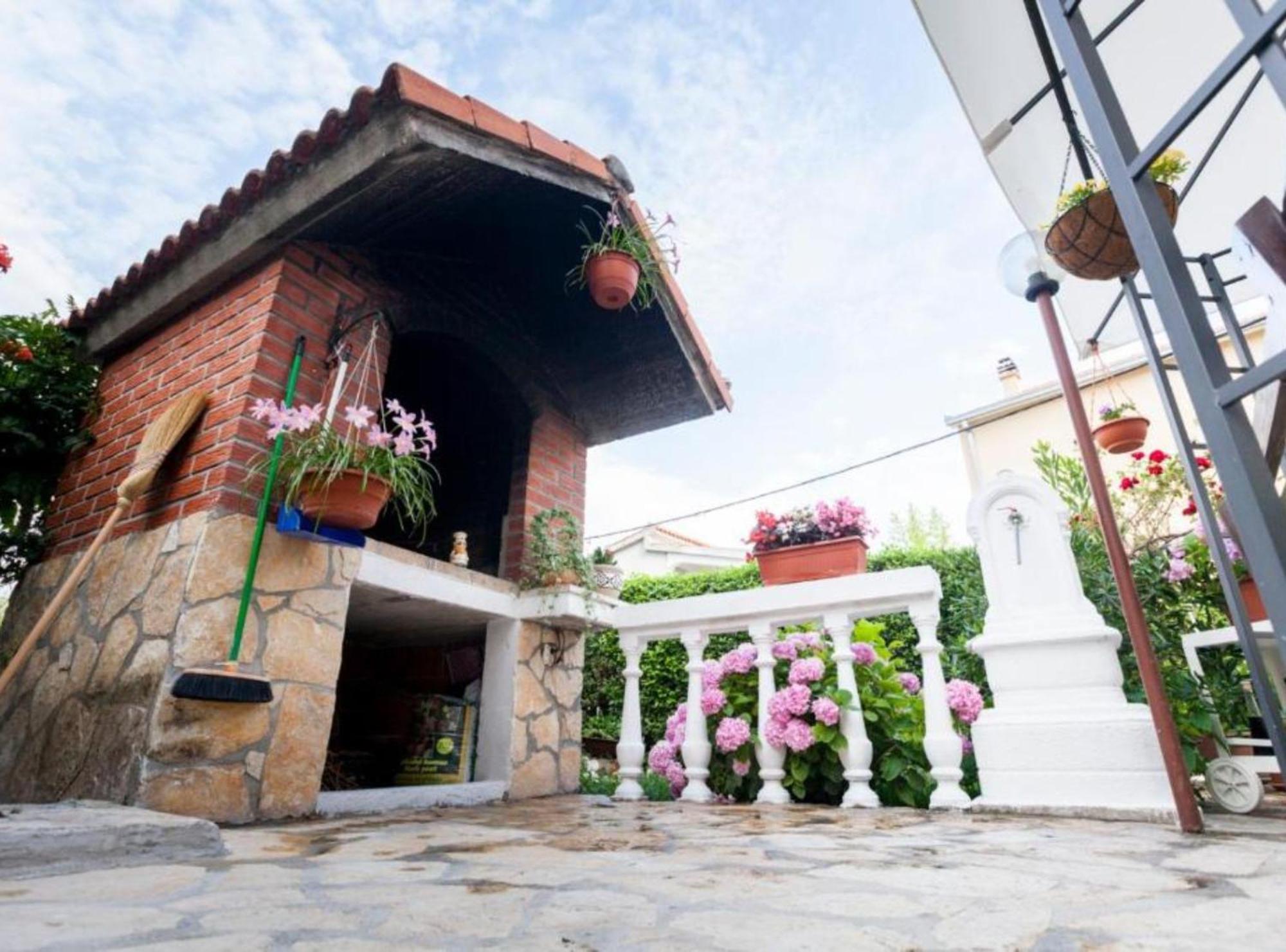Apartment Dalmatia Kaštela Esterno foto
