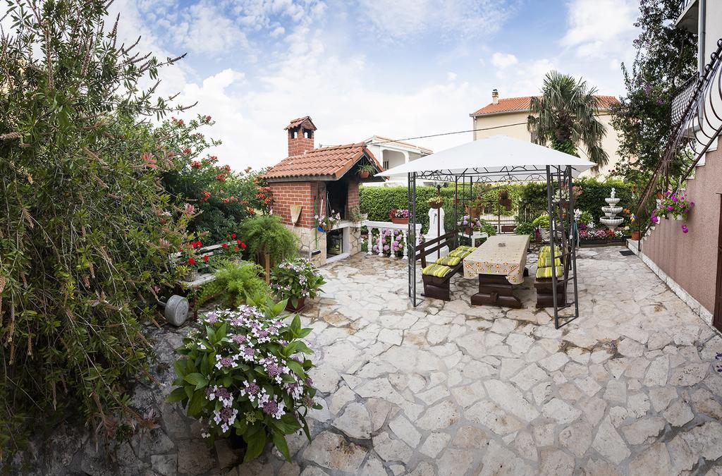 Apartment Dalmatia Kaštela Esterno foto