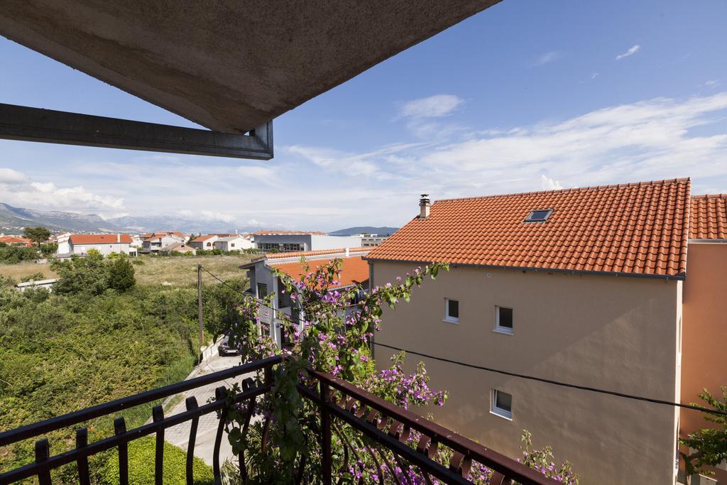 Apartment Dalmatia Kaštela Esterno foto