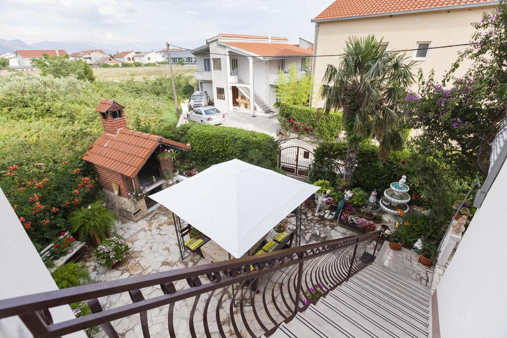 Apartment Dalmatia Kaštela Esterno foto